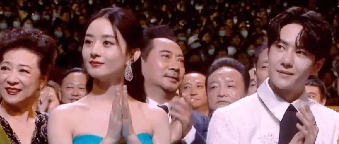 赵丽颖，王一博分获金鹰奖观众喜爱的男女演员奖，有翡CP真的绝！